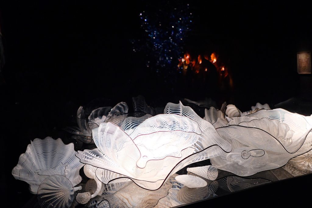 Chihuly's glass sculpture